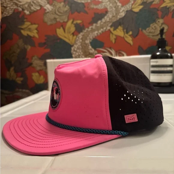 Melin Coronado Hat - Picture 2 of 4